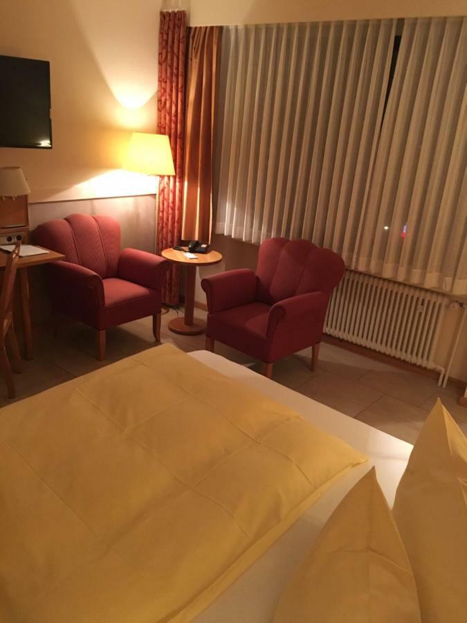 Altes Gasthaus Kuhr - Hotel & Restaurant بابينبورغ المظهر الخارجي الصورة